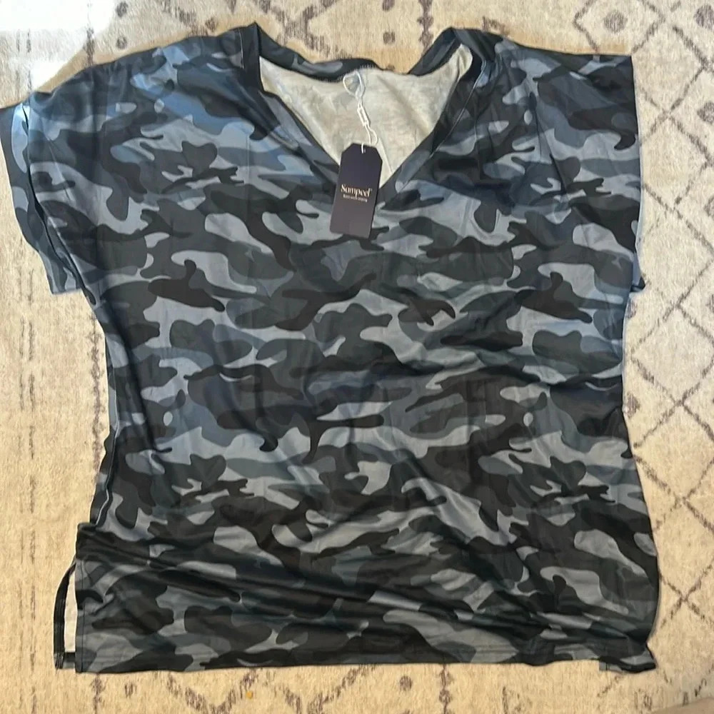 SAMPEEL V Neck T Shirts Casual Rolled Short Sleeve Side Split Tops Loose Fit